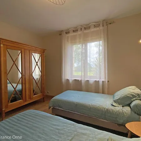 Nature Avec Jardin Et Pour 14 Pers. à - Fr-1-497-211 Les Ventes-de-Bourse