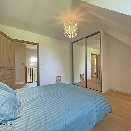 Hébergement de vacances Maison Spacieuse Avec Jardin Clos - Fr-1-497-211 Les Ventes-de-Bourse